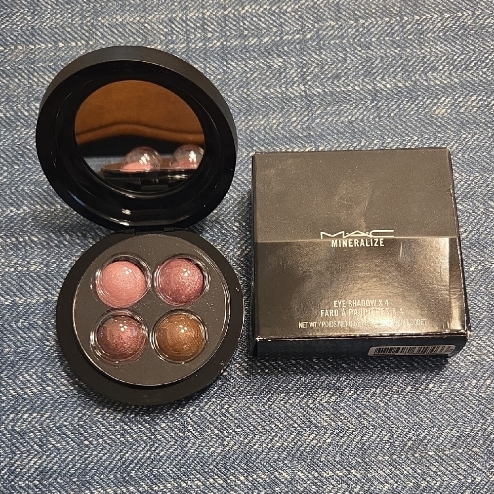 MAC Cosmetics Mineralize Eyeshadow Quad - Pink and Brown Hues